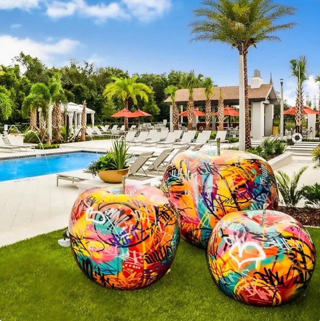 Fiberglas Heykel: Zorlu Gelenek, Tek Mi? Modern Heykelde Yeni Bir Sayfa!
